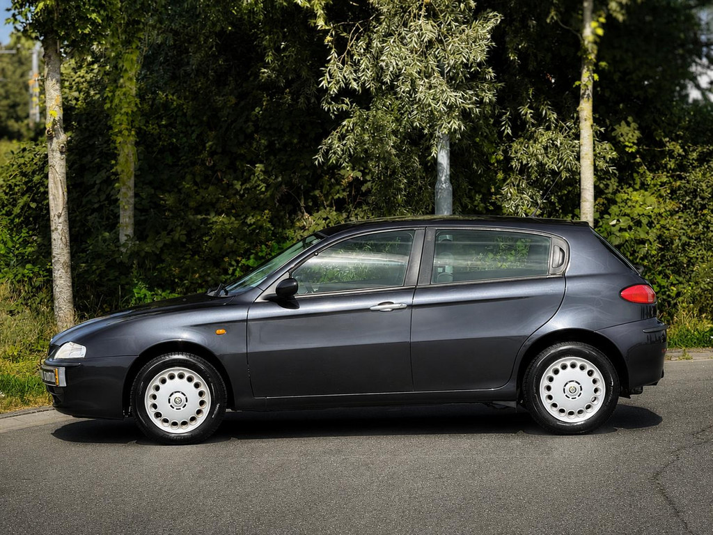 Alfa Romeo 147 1.6 T.Spark Progression 54808707-0.jpg | BDP Automotive