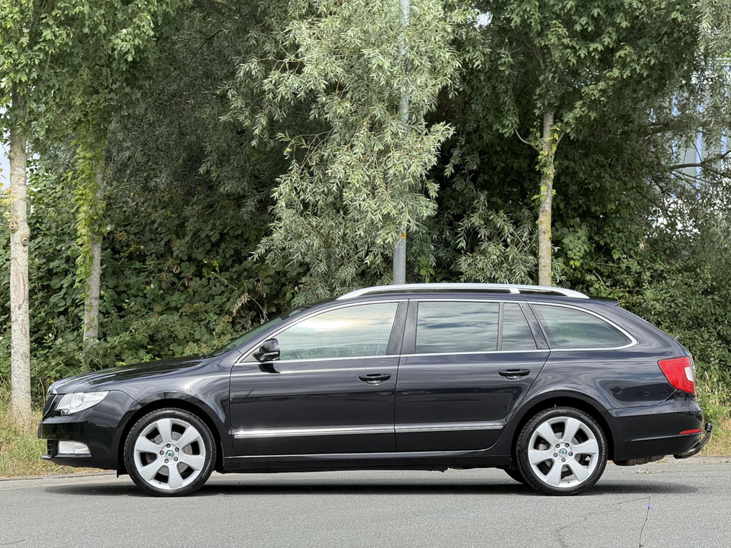 Škoda Superb Combi 2.0 TSI Elegance 54860602-0.jpg | BDP Automotive