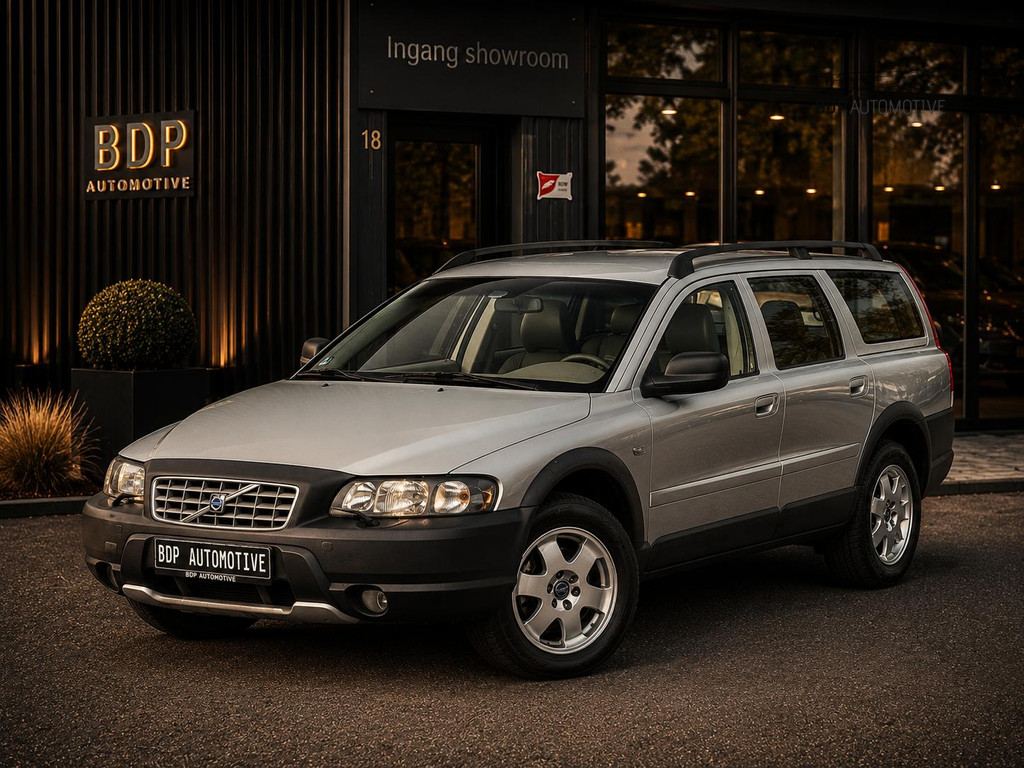 Volvo XC70 Cross Country 2.4 T Geartr. Comf. 54913583-0.jpg | BDP Automotive